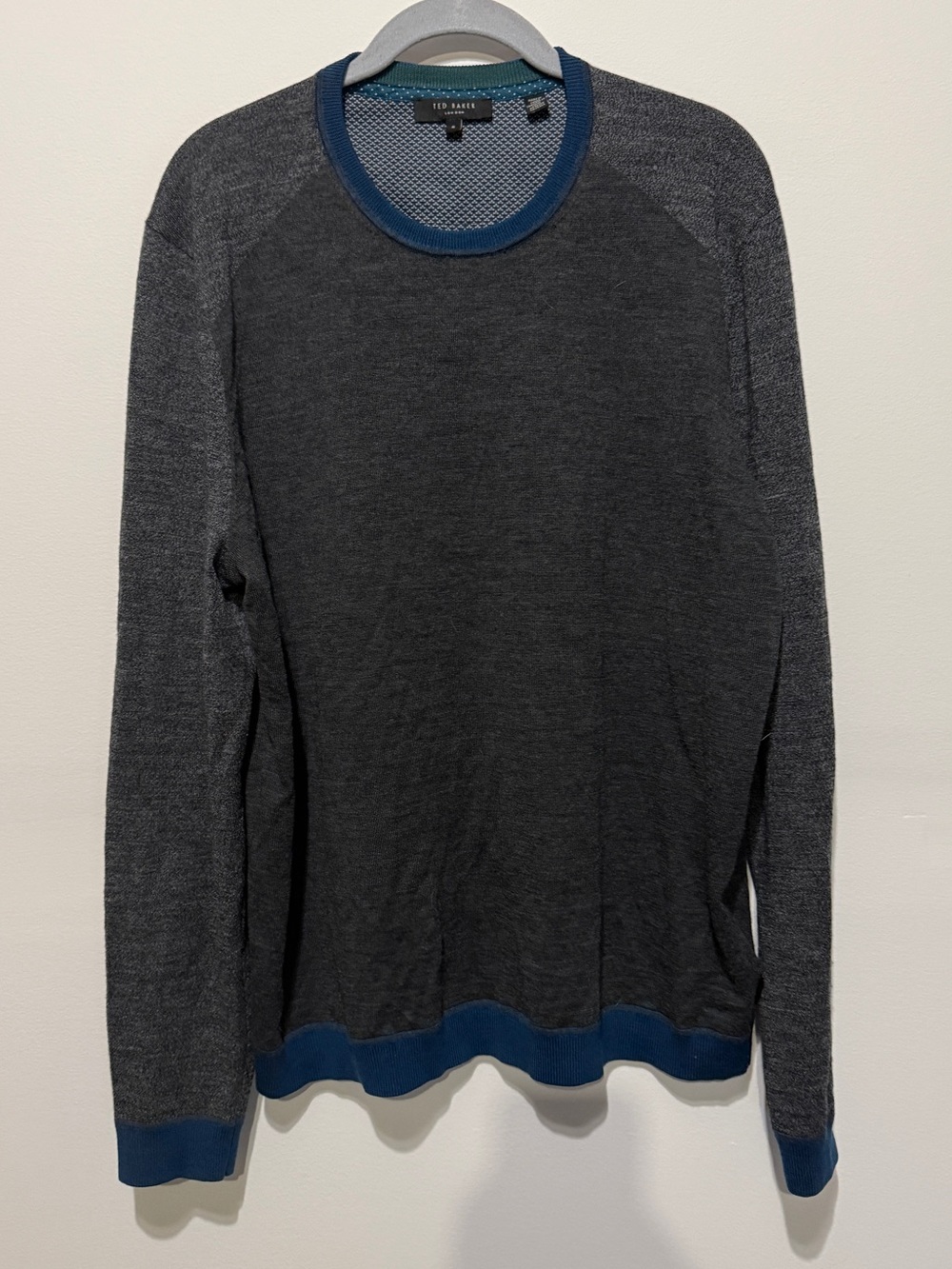 EUC Ted Baker London 100% Merino Wool Sweater 6/XXL.